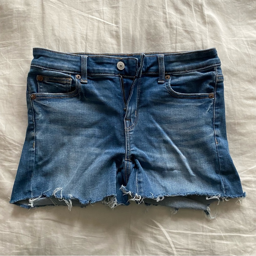 American Eagle Denim Cutoff Women's Shorts Next Level Stretcg Size 0 Raw Hem